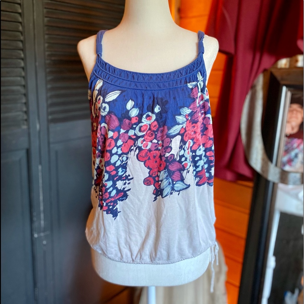 American Eagle tank top size extra small worn once